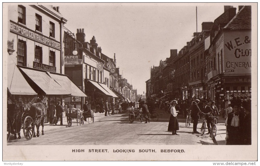 High Street, Looking South, Bedford.   RPPC. (D387). 1914. - Bedford