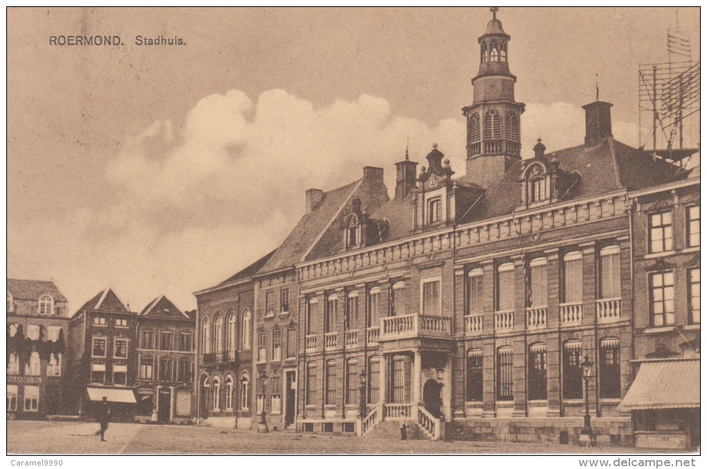 Roermond        Stadhuis          Nr 385 - Roermond