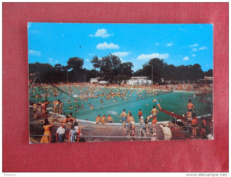 Kansas> Wichita Municipal Pool     ----    ----ref 1691 - Wichita