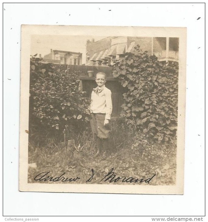 Photographie , Etats Unis , Garfield , New Jersey , Enfant , 8.5 X 8.5 , 2 Scans - Lieux