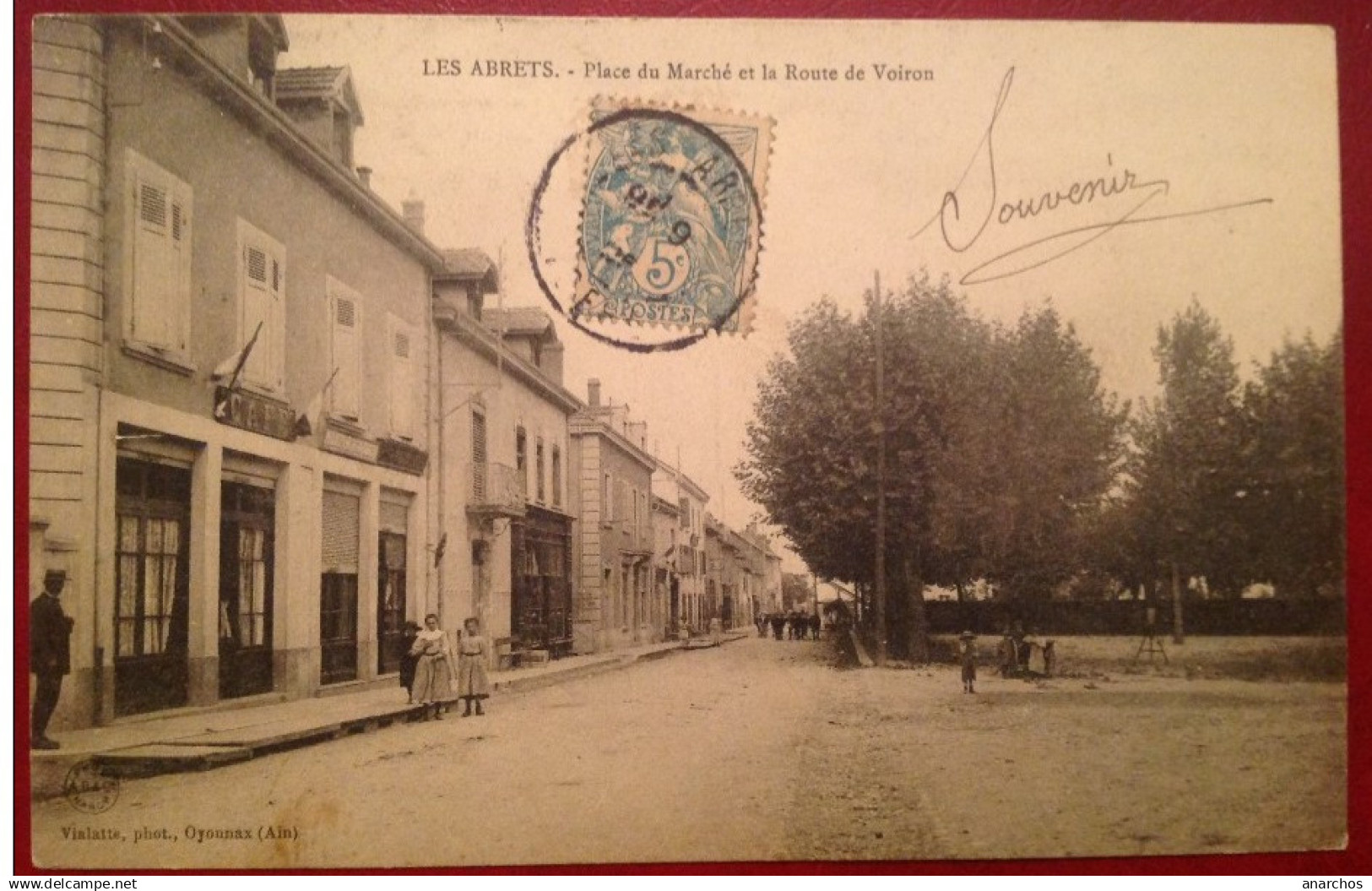 38 Isere LES ABRETS Place Du Marché Et La Route De Voiron - Café - Les Abrets