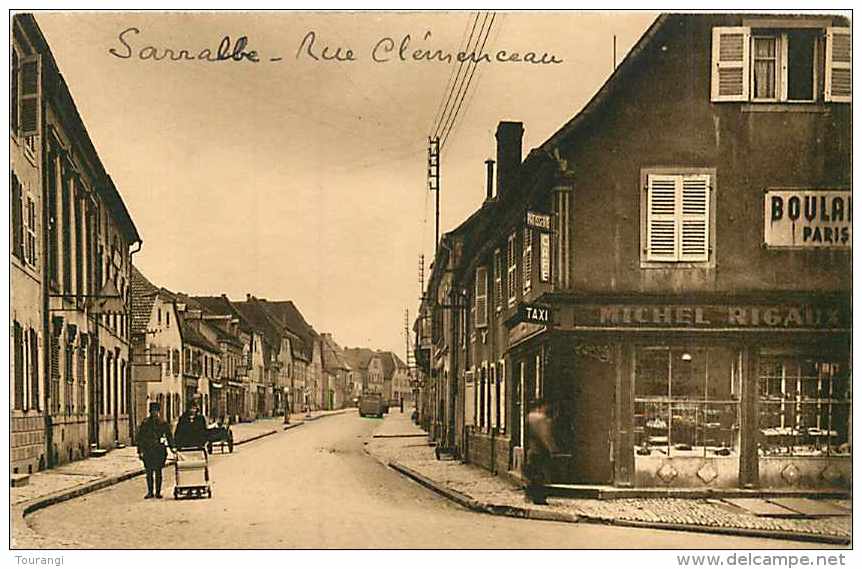 Nov14 1451: Sarralbe  -  Rue Clémenceau - Sarralbe