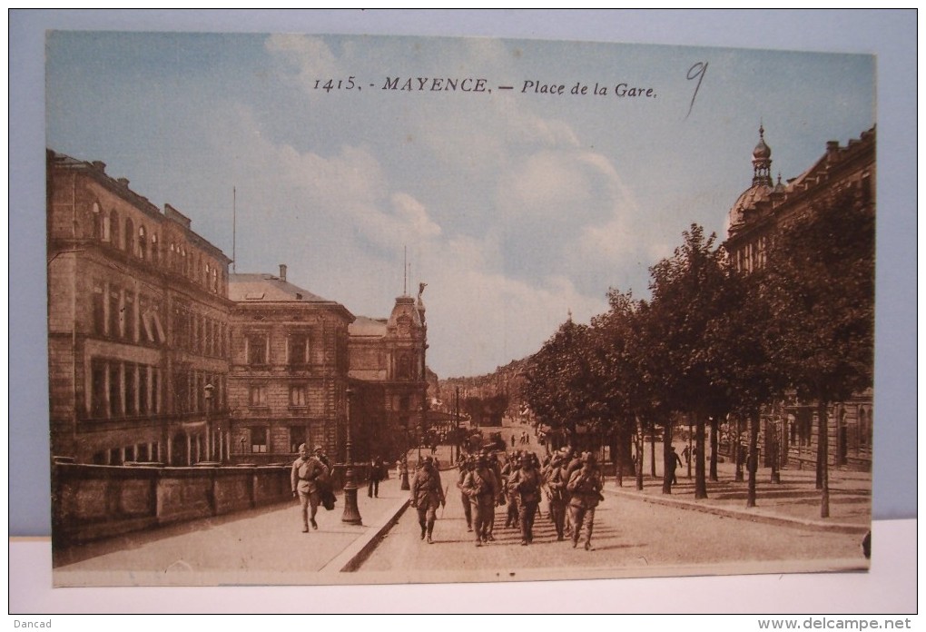 MAYENCE  ---Place De La Gare -  ( Publicité Chicorée D.V Bayon Au Dos ) - Mayen
