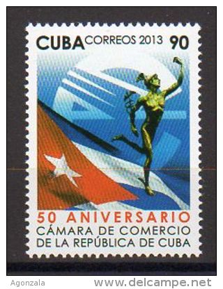 TIMBRE CUBA 2013 CAMARA DE COMERICO BANDERA DE CUBA - CHAMBRE DE COMMERCE DU PAVILLON DE CUBA - Sellos