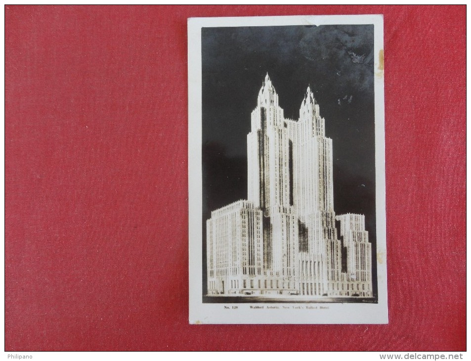 -New York> New York City > - RPPC  Waldorf Astoria      Ref 1695 - Manhattan