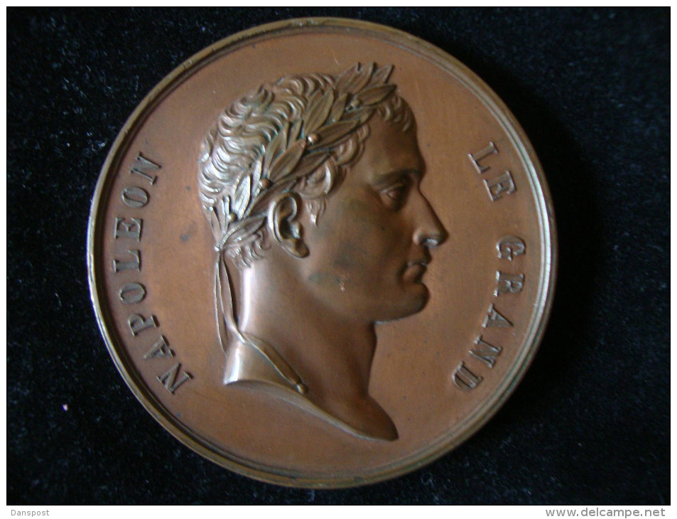 Medaille De L’Inauguration De L’Arc De Triomphe Bronze 51 Mm 81,5 Gr. - Royal / Of Nobility