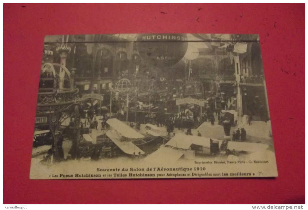 C P Souvenir Du Salon De L'aeronautique 1910 Les Pneus Hutchinsons Et Les Toiles Hutchinson Pour Aeroplanes Et Dirigeabl - Montgolfières