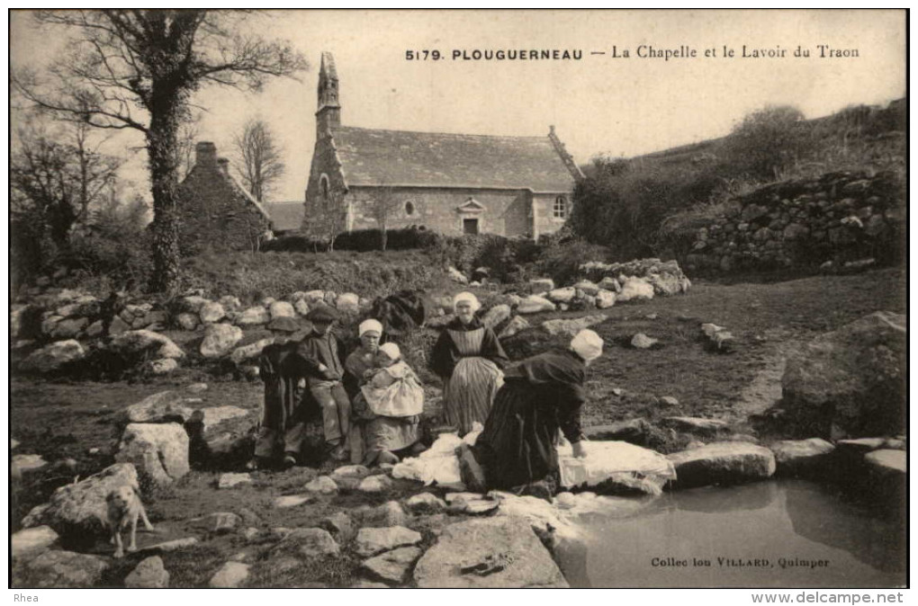 29 - PLOUGUERNEAU - Lavoir - Lavandière - Plouguerneau