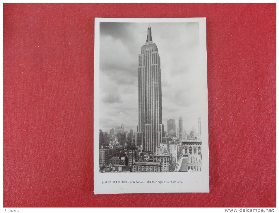 New York> New York City   RPPC  Empire  State Building    Ref 1698 - Manhattan