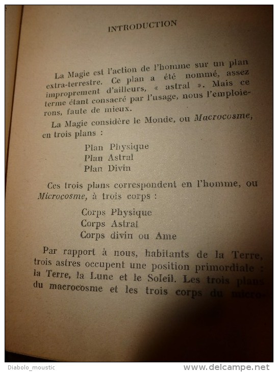 1941 Manuel  de MAGIE PRATIQUE par J. B. (dédié à la mémoire de mon Maitre et Ami Fulcanelli)