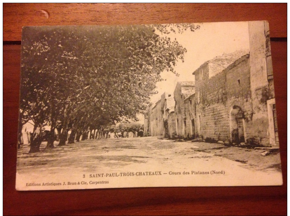 Saint Paul Trois Châteaux Cours Des Platanes - Autres & Non Classés