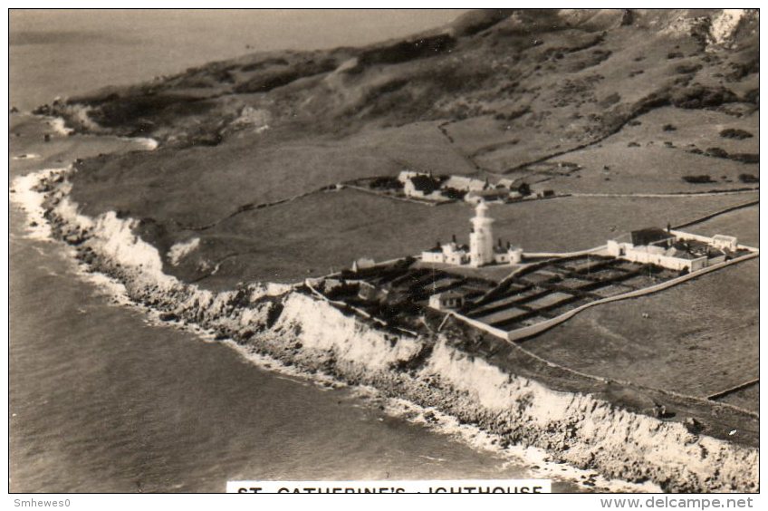 Cigarette Card - Britain From The Air Set. St. Catherine's Lighthouse - No. 32 - Other & Unclassified