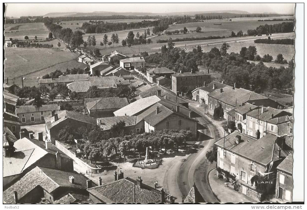 CPSM - Bulgnéville - La Place Et Le Monument - Lapie N° 10 - Bulgneville