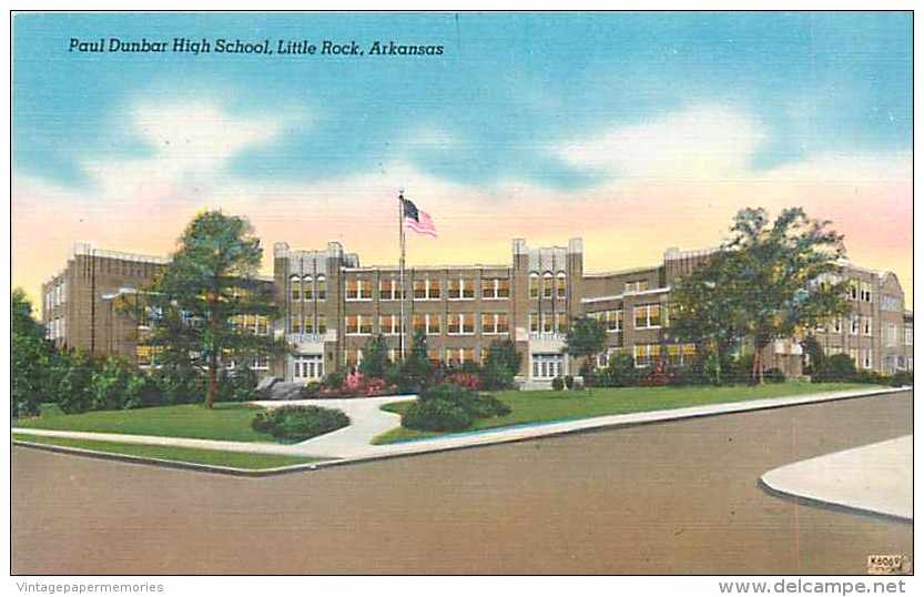 235623-Arkansas, Little Rock, Paul Dunbar High School, Linen Postcard, Colourpicture No K6069 - Little Rock