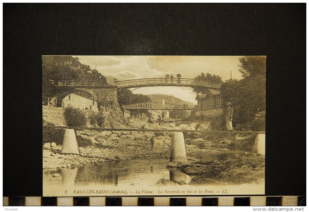 CP, 07, VALS-les-BAINS, N° 3, La Volane - La Passerelle En Bois Et Les Ponts, Ecrite En 1915 - Vals Les Bains