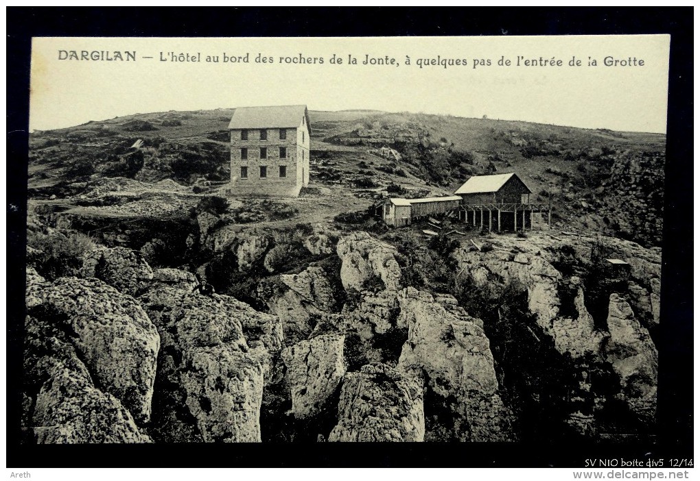 29 -  DARGILAN - L´Hôtel Au Bord Des Rochers De La Jonte, à Quelques Pas De L´entrée De La Grotte  --  Recto / Verso - Andere & Zonder Classificatie