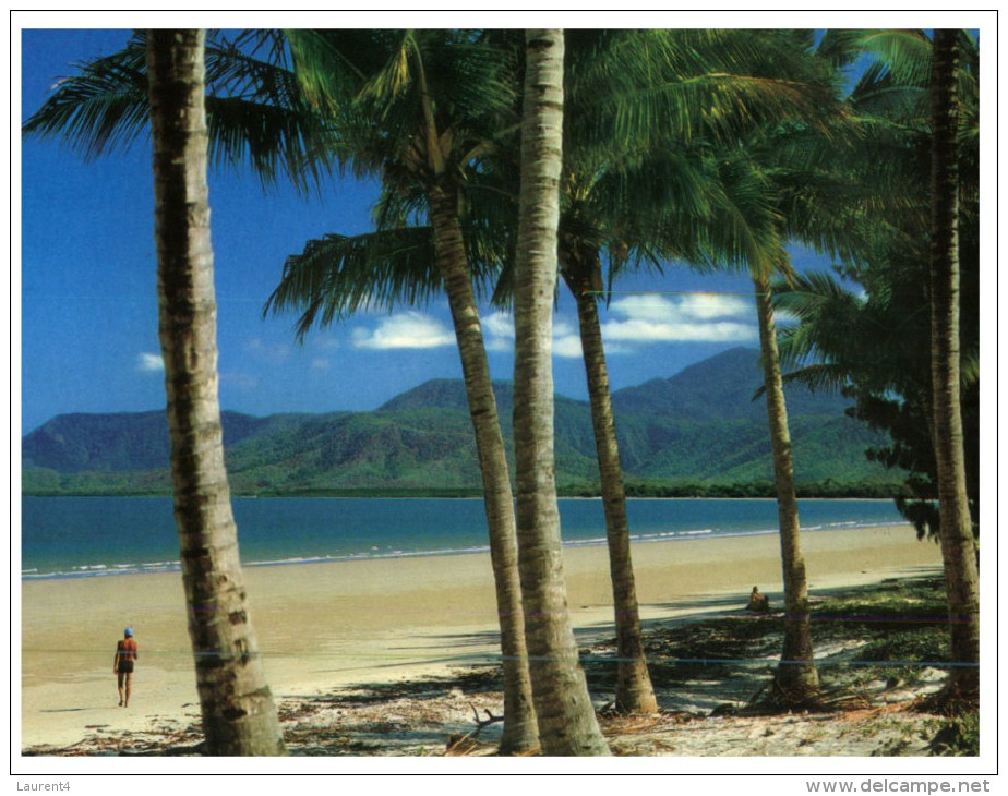 (789) Australia - QLD - Port Douglas Beach - Far North Queensland