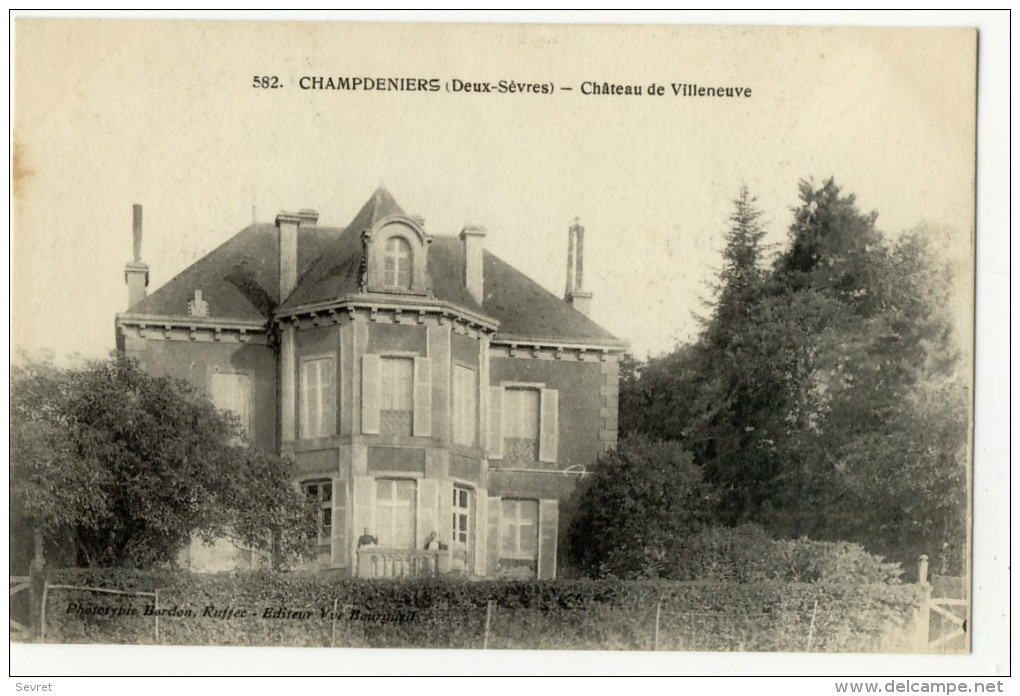 CHAMPDENIERS. - Château De Villeneuve - Champdeniers Saint Denis