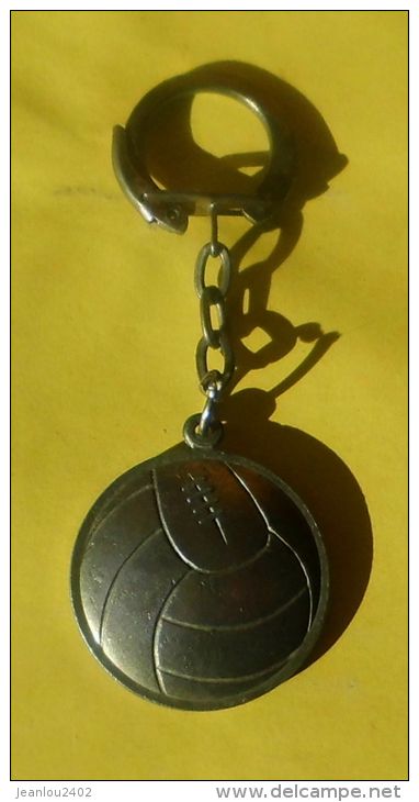 PORTE CLEFS "COUPE DU MONDE "  1966 - Porte-clefs