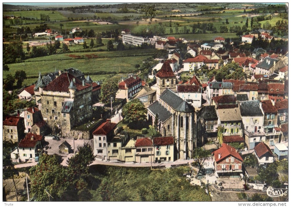 LACAPELLE-MARIVAL VUE AERIENNE LE CHATEAU L'EGLISE ET AU FOND LE COLLEGE D'ENSEIGNEMENT TECHNIQUE - Lacapelle Marival