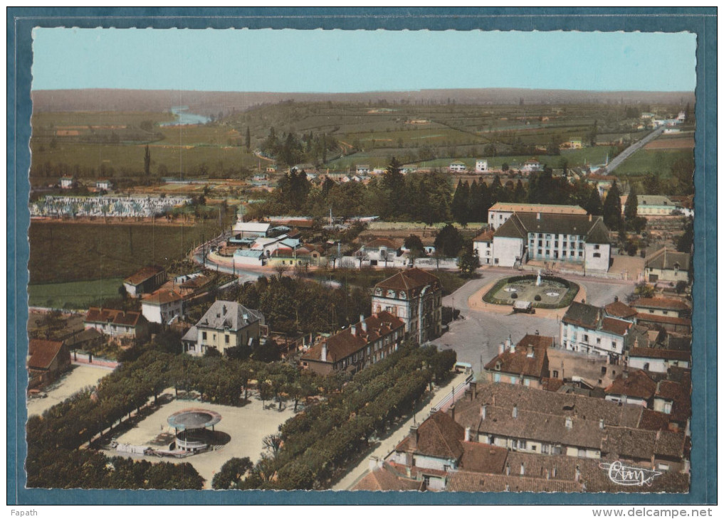 71 - MARIGNY-Vue Aérienne Sur Le Cours Et Le Collège  - Non écrite - 2 Scans -10.5 X 15 - CIM COMBIER - Otros & Sin Clasificación