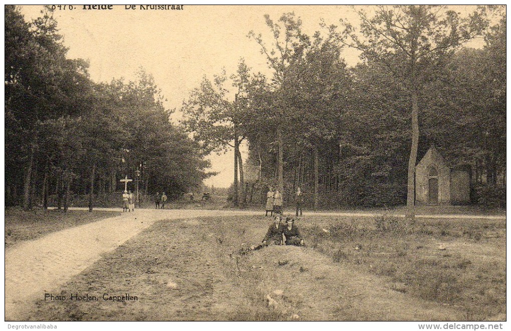 Heide:  De Kruisstraat - Kapellen