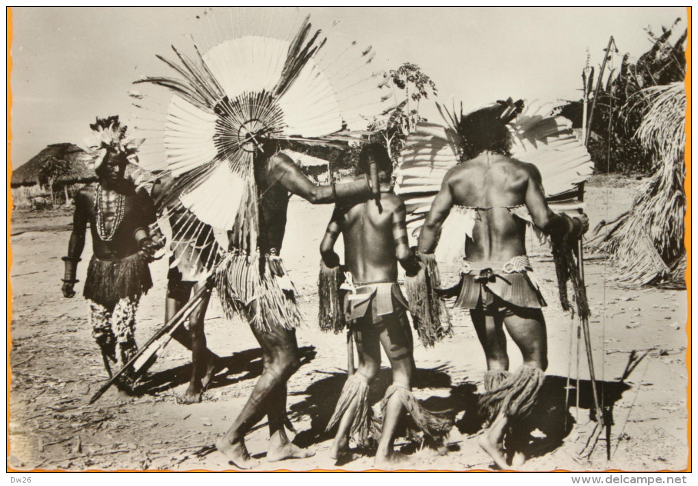 Brésil - Ile Fluviale De Bananal - Danse De Guerre Karaja - Photo A. Robillard, Carte Non Circulée - Amerika