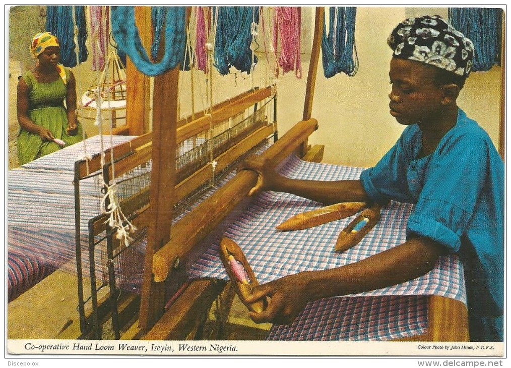 K2932 Nigeria - Iseyin - Co-operative Hand Loom Weaver / Non Viaggiata - Nigeria