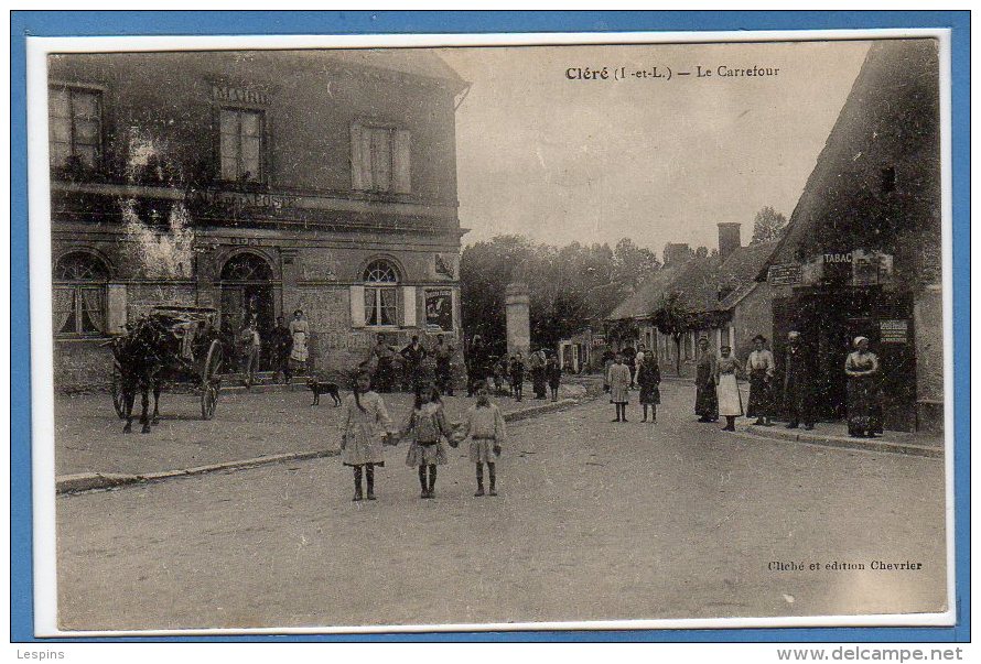 37 - CLERE --  Le Carrefour - Cléré-les-Pins