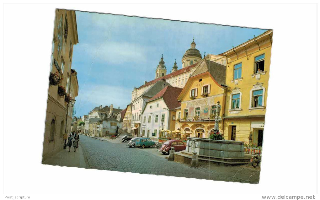 Autriche - Melk Hauptplatz - Voiture Coccinelle ( ! Mehrere Falte) - Melk