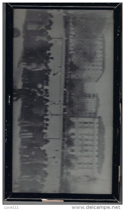 Corse Match De Foot Sur La Place De Bastia 14 X 25,5 En 1914 Dans Un Cadre Sous Verre - Lieux