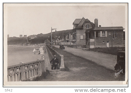 ERQUY      PLAGE DE CARROUAL - Erquy