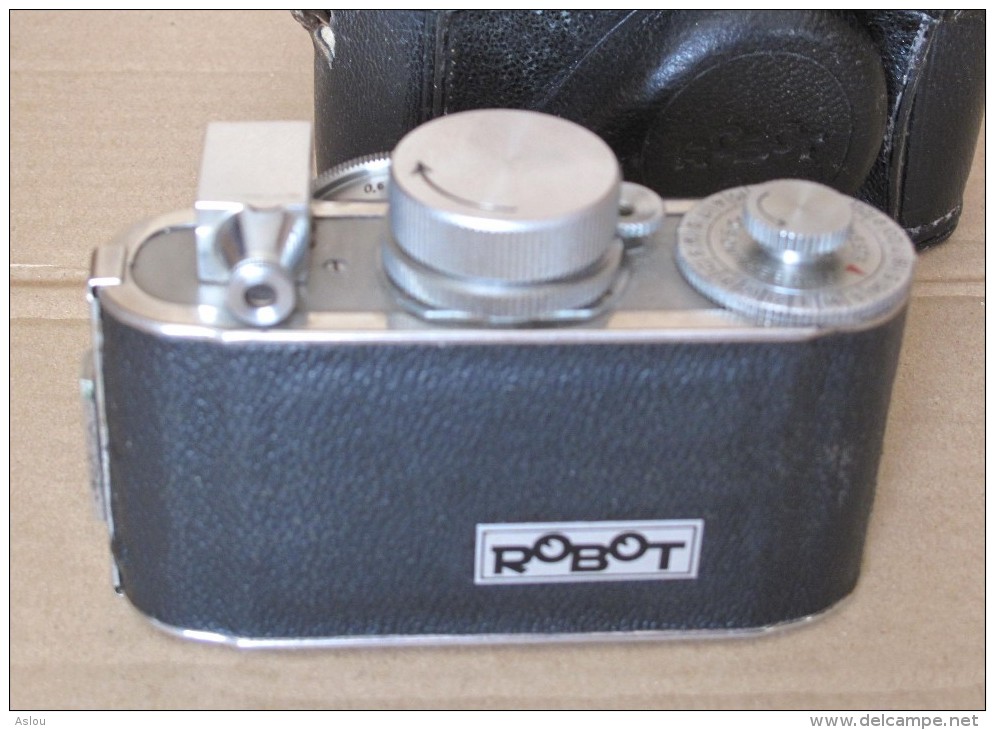 ROBOT 1 MIT CARL ZEISS TESSAR 2,8/ 3 3/4 Cm - Fotoapparate