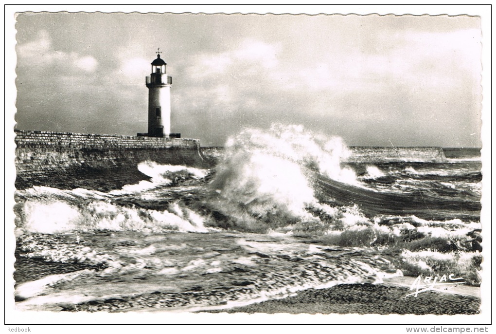 RB 1015 - Real Photo Postcard - Sur La Cote Lumiere - Ile D'Oleron Lighthouse - France - Lighthouses