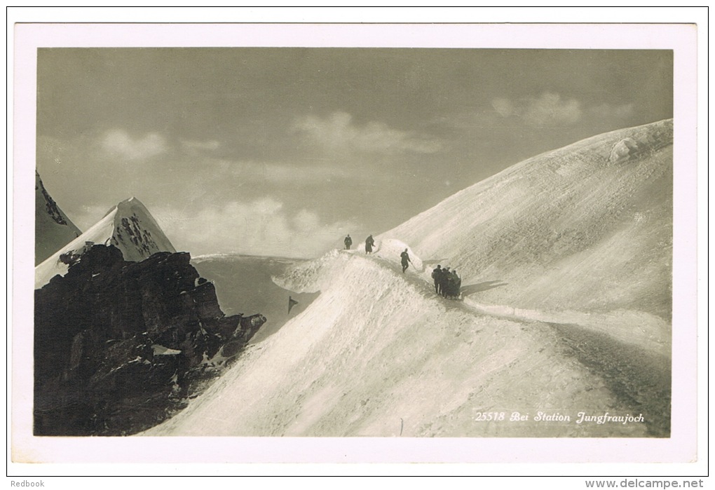 RB 1018 - Real Photo Postcard - Bei Station Jingfraujoch Switzerland - Climbing Mountaineering Theme - Bergsteigen