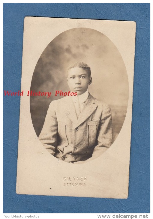 CPA Photo - OTTUMWA , Iowa - Portrait D'un Jeune Enfant Noir Américain - Afro-american - Photographie Giltner - Autres & Non Classés