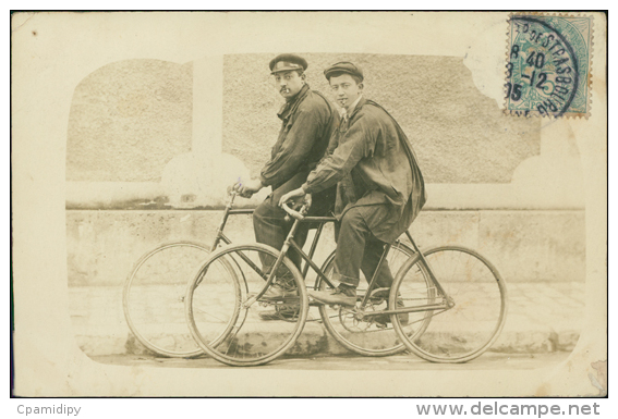 CYCLISME / Deux Hommes à Vélo / Bicyclette / BELLE CARTE GLACEE! - Cyclisme