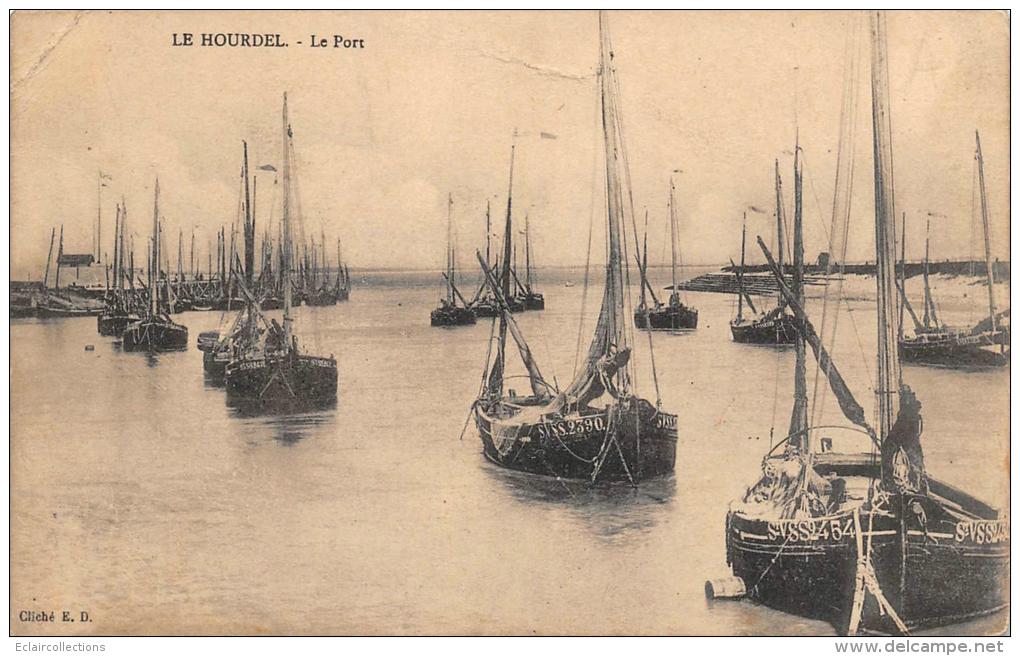 Le Hourdel       80        Le Port   Bateaux De Pêche (pli D'angle) - Le Hourdel