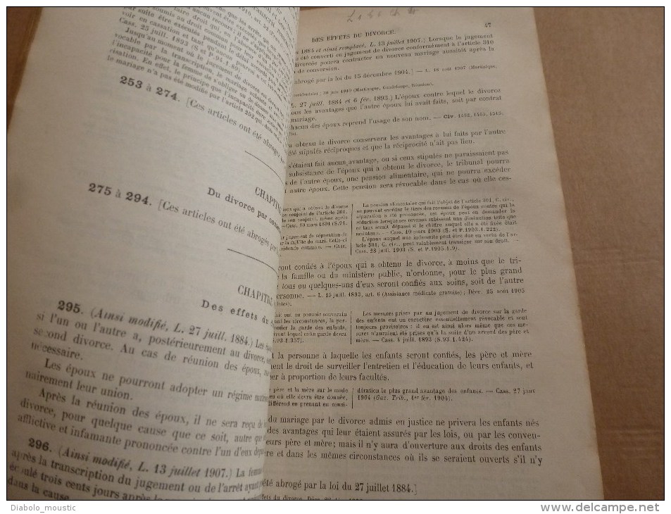 1913 : Codes et Lois (Codes et Traités)pour la FRANCE , L'ALGERIE , et les COLONIES ...dos cuir