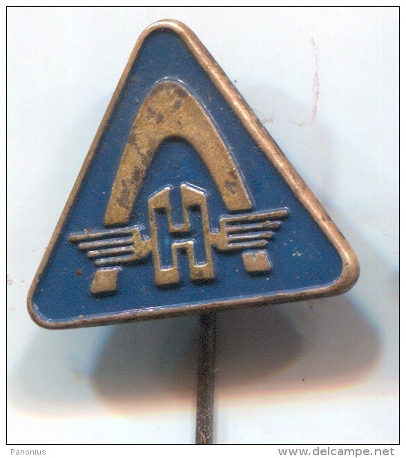 HANOMAG - Tractor Trattore Tracteur, Vintage Pin Badge - Trattori