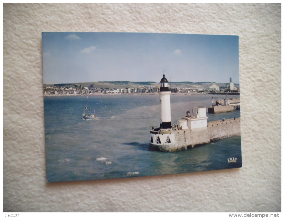 VUE AERIENNE SUR LE PHARE - Le Treport