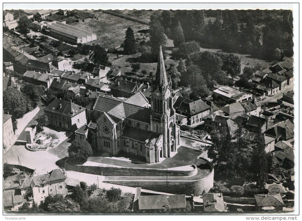 CPSM 38 LA TOUR DU PIN  L EGLISE VUE AERIENNE   Grand Format 15 X 10,5 - La Tour-du-Pin