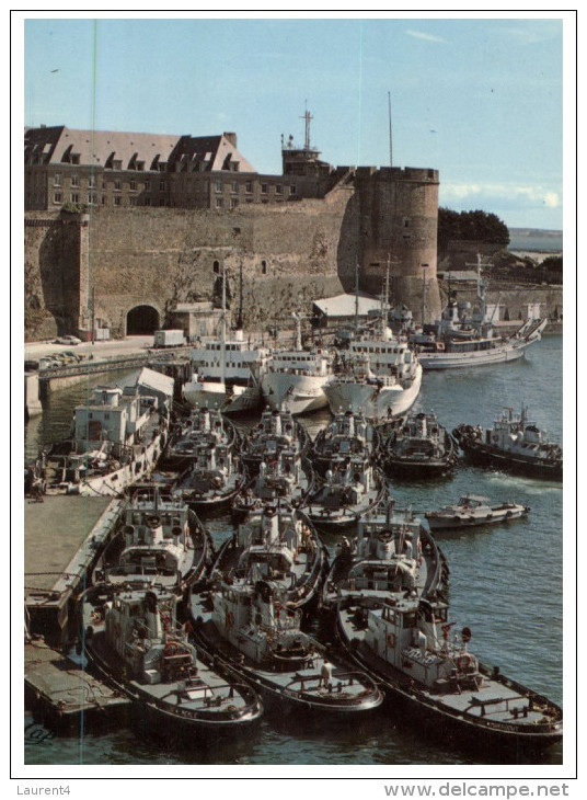 (789 ORL) France - Brest Port Et Remorqueur - Tug Boat - Warships - Chateau - - Remorqueurs