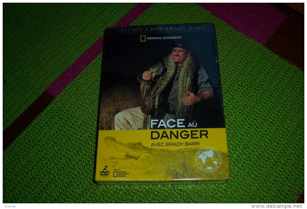 Face Au Danger  °°°° National Gèographique  2 DVD - Documentaires