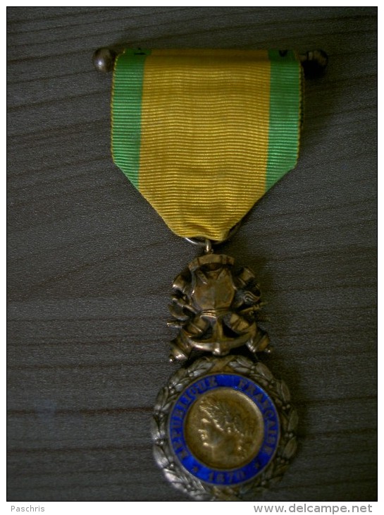 Médaille Militaire De 1870 République Française Valeur Et Discipline - Avant 1871