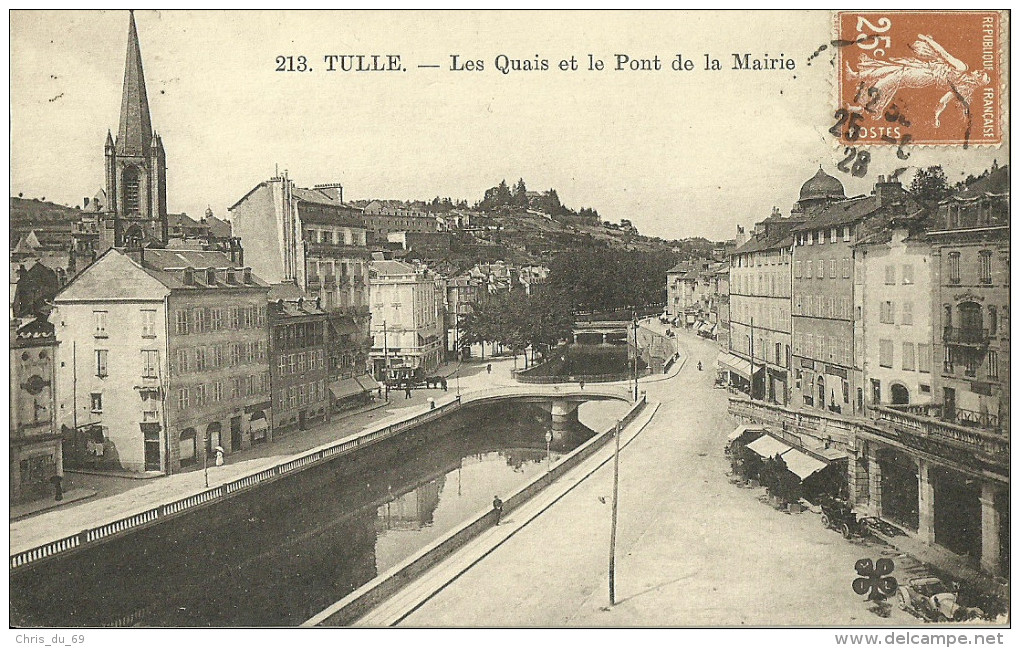 Tulle Les Quais Et Le Pont De La Mairie - Tulle