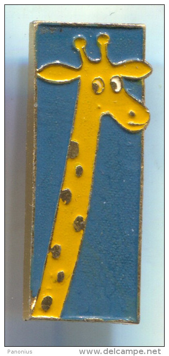 GIRAFFE -  Vintage Pin Badge - Dieren