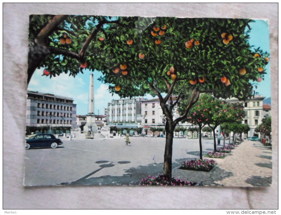 Italia  MASSA - Piazza Aranci  1950-60  D125648 - Massa