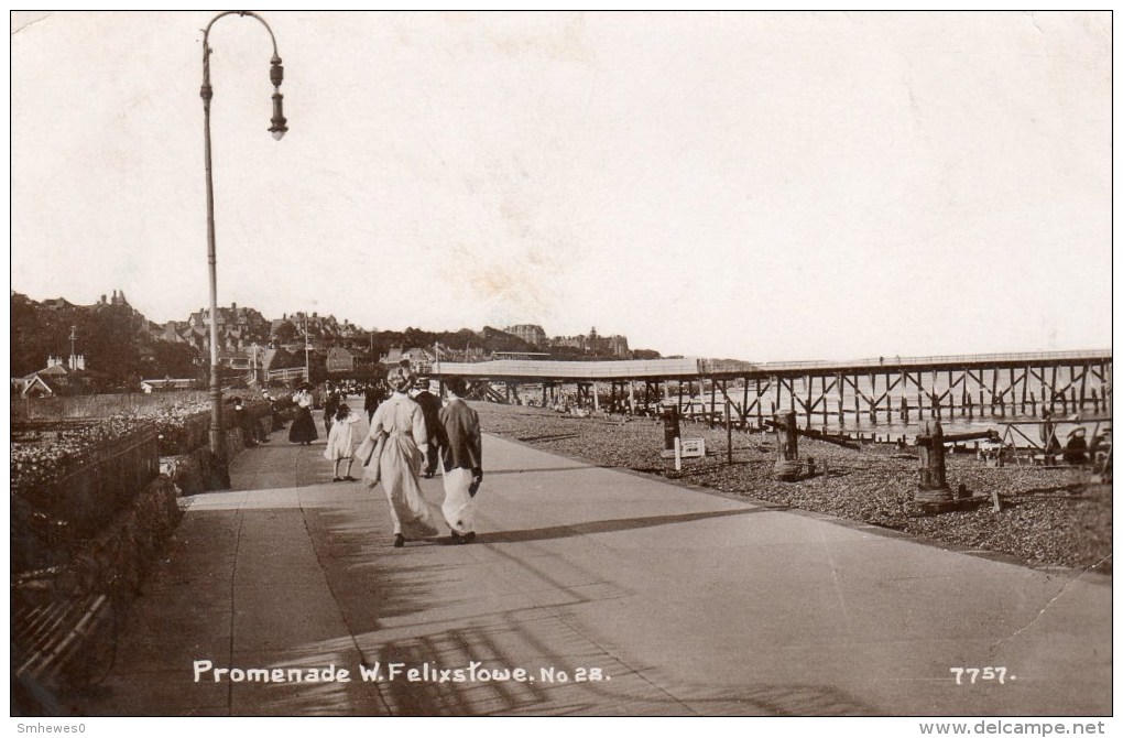 Postcard - Felixstowe Pier & Promenade, Suffolk. 7757 - Other & Unclassified