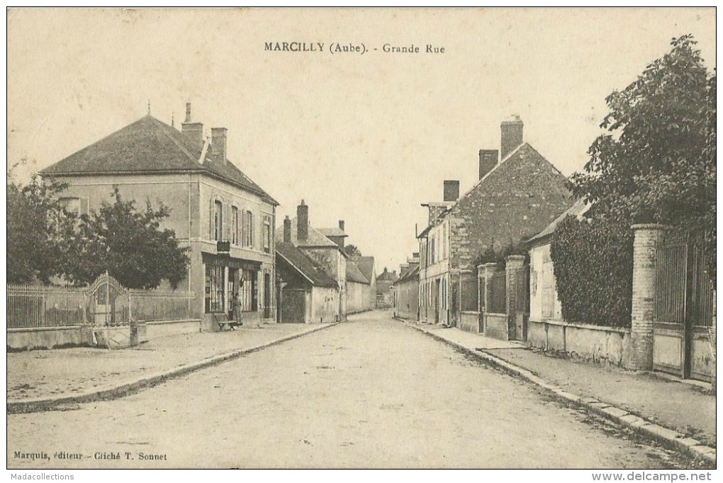 Marcilly-le-Hayer (Aube)  Grande Rue - Marcilly